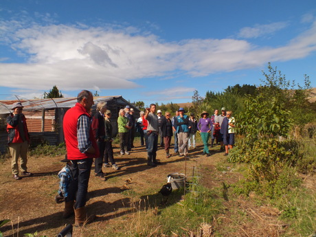 Food forest gardening site visit, tour and workshop